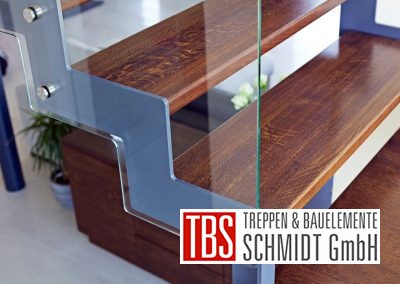 glasgeladner-blechwangentreppe-hamm