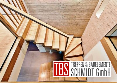 Halbgewendelte Faltwerktreppe Stuttgart