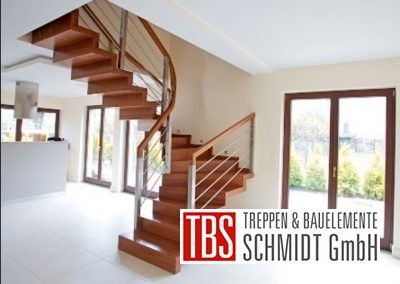 Seitenansicht Faltwerktreppe Tuebingen