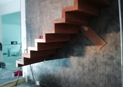 Montagebild Faltwerktreppe